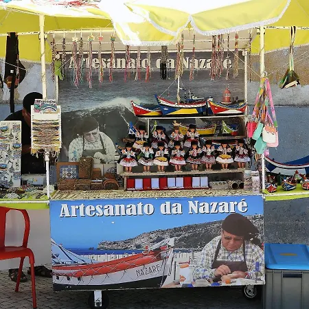 Stone's Throw - Front Line In * Nazaré